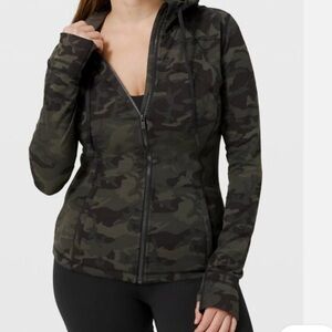 Lululemon Sz 2 Hooded Define Jacket Incogn. Camo Multi Gator Green